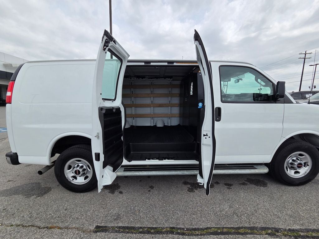 2024 GMC Savana 2500 Work Van