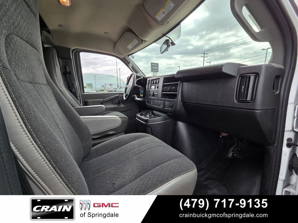2024 GMC Savana 2500 Work Van