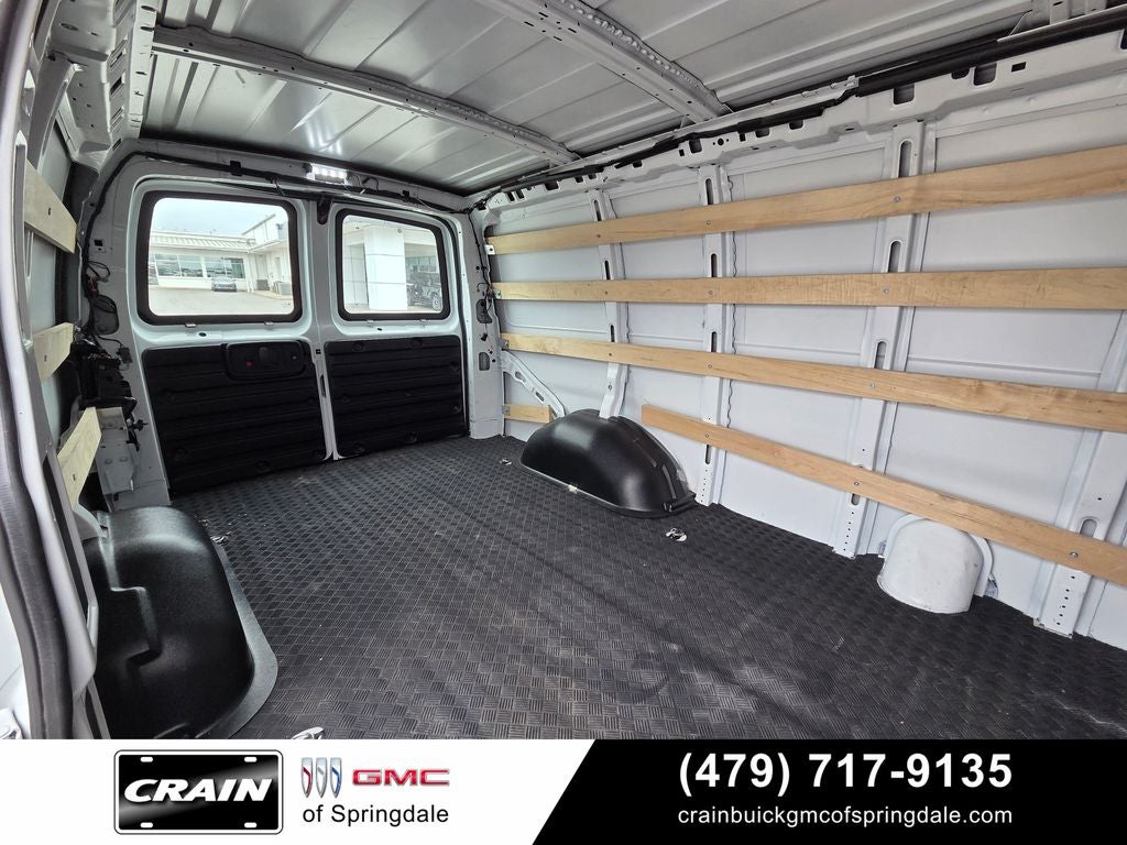 2024 GMC Savana 2500 Work Van