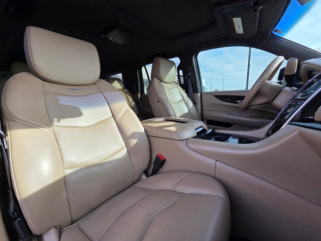 2018 Cadillac Escalade Platinum Edition