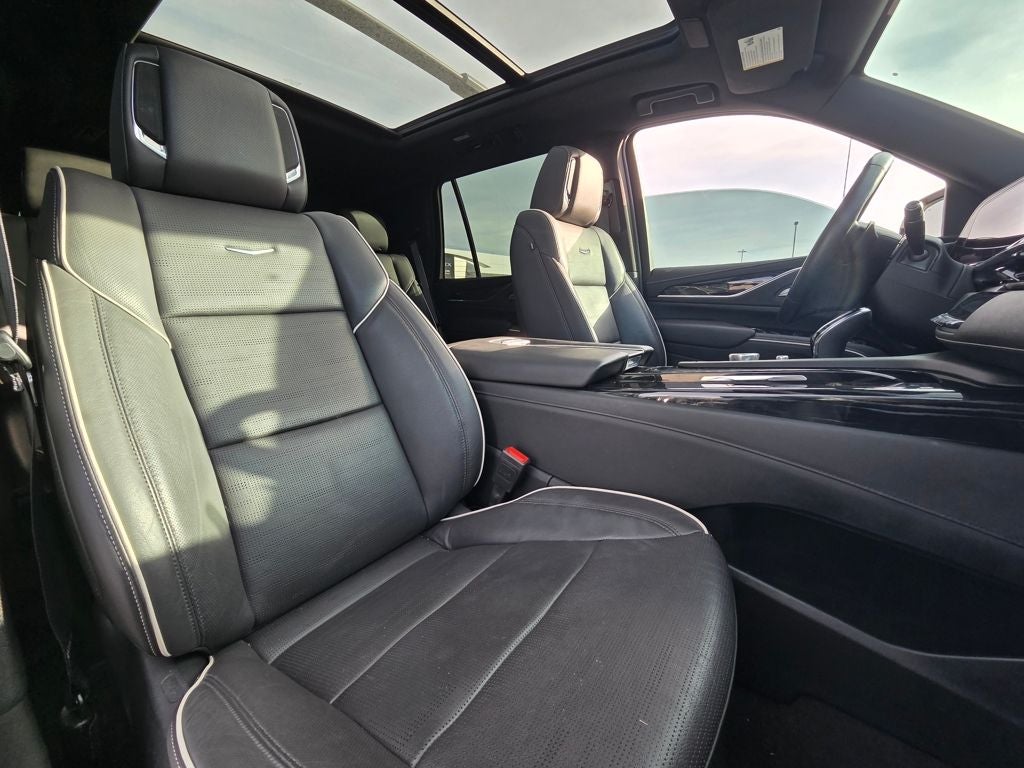 2024 Cadillac Escalade Sport