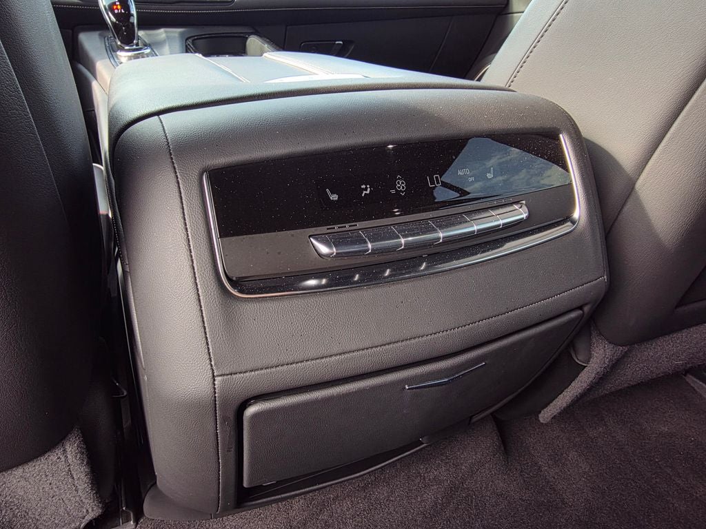 2022 Cadillac Escalade Sport