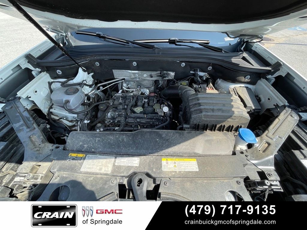 2025 Volkswagen Atlas Cross Sport 2.0T SEL Premium R-Line
