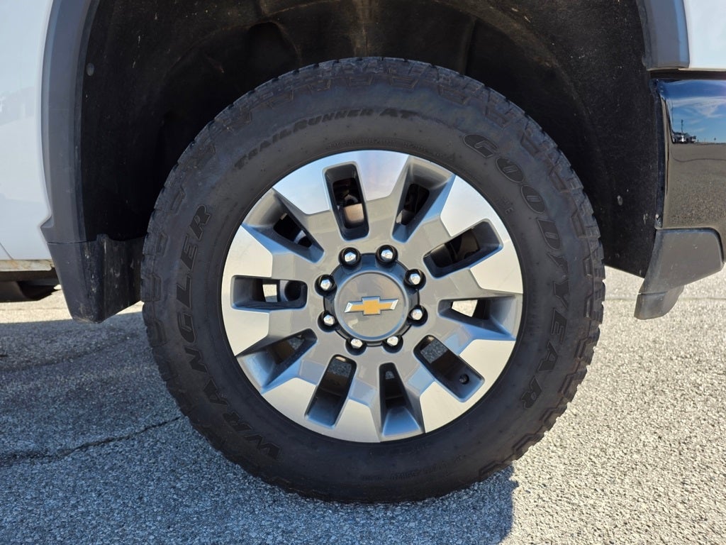 2025 Chevrolet Silverado 2500HD Custom