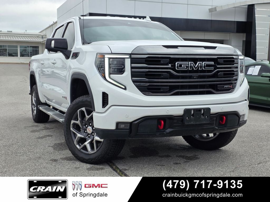 2023 GMC Sierra 1500 AT4 6.2L Heated Seats / 4WD / Nav