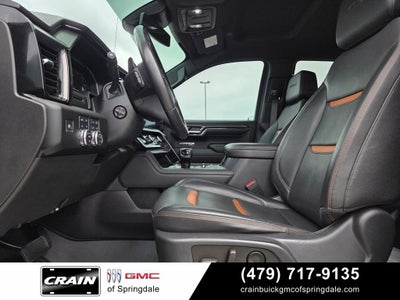 2023 GMC Sierra 1500 AT4 6.2L Heated Seats / 4WD / Nav