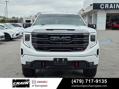 2023 GMC Sierra 1500 AT4 6.2L Heated Seats / 4WD / Nav