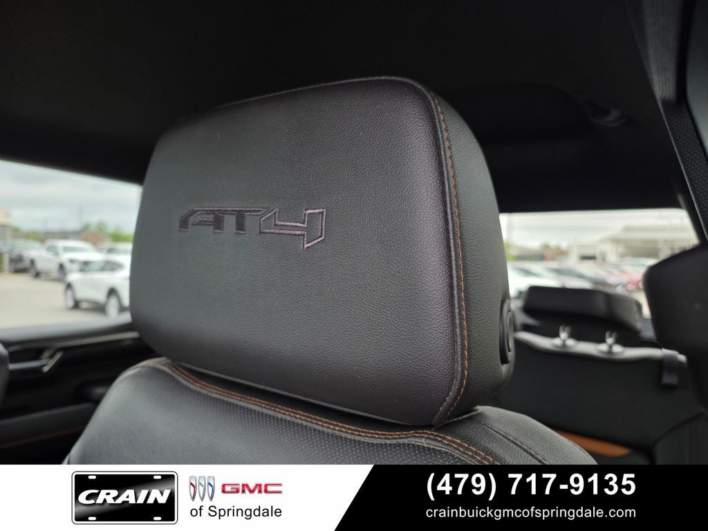 2023 GMC Sierra 1500 AT4 6.2L Heated Seats / 4WD / Nav