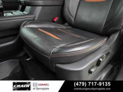 2023 GMC Sierra 1500 AT4 6.2L Heated Seats / 4WD / Nav