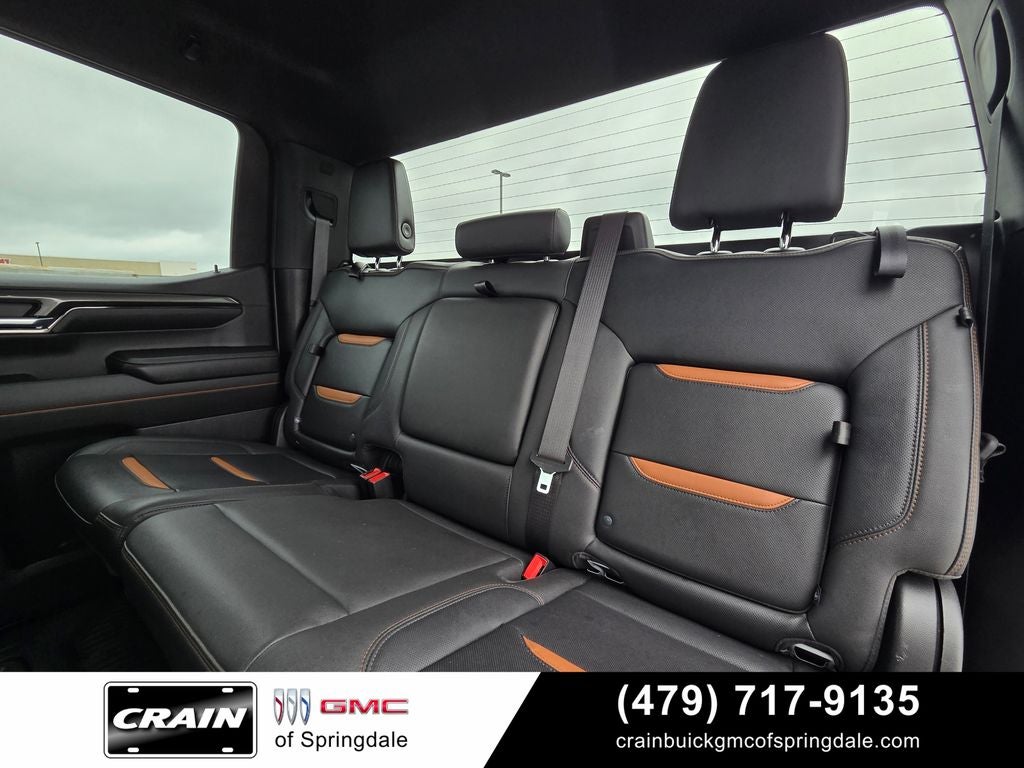 2023 GMC Sierra 1500 AT4 6.2L Heated Seats / 4WD / Nav