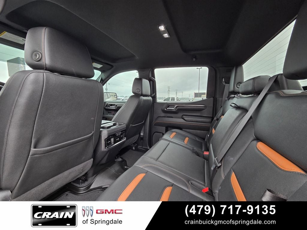 2023 GMC Sierra 1500 AT4 6.2L Heated Seats / 4WD / Nav