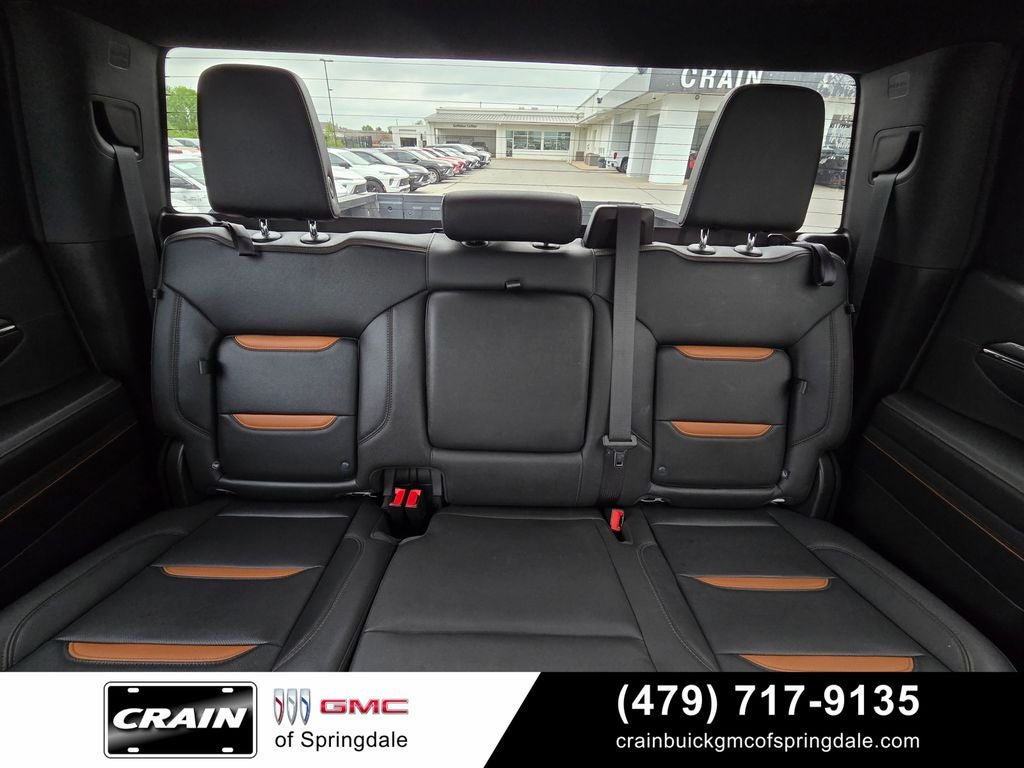 2023 GMC Sierra 1500 AT4 6.2L Heated Seats / 4WD / Nav