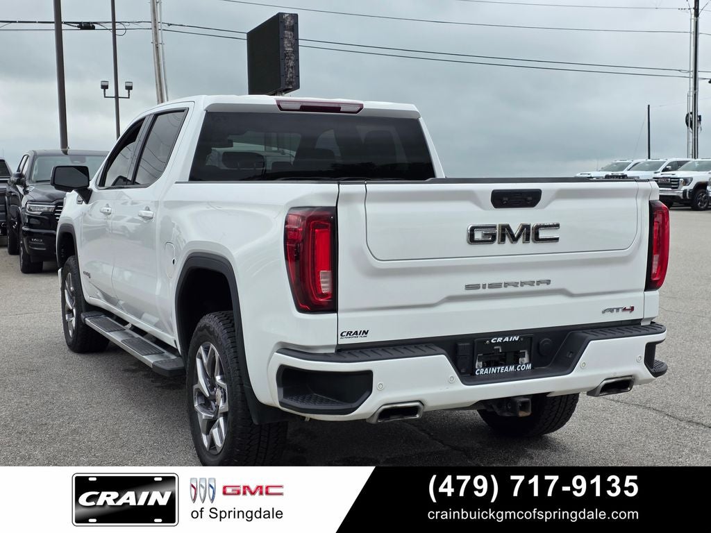 2023 GMC Sierra 1500 AT4 6.2L Heated Seats / 4WD / Nav