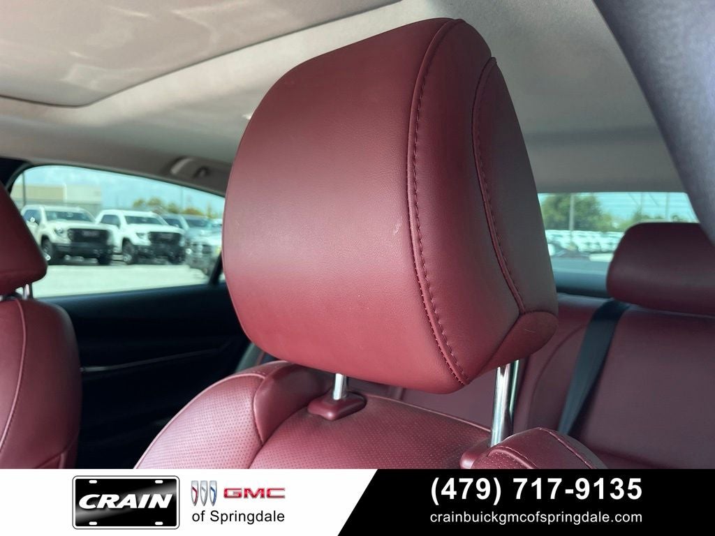 2023 Mazda Mazda3 2.5 S Carbon Edition