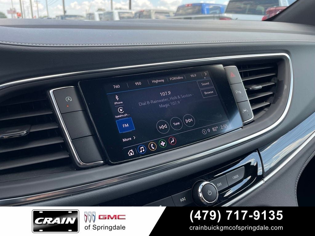 2024 Buick Enclave Essence