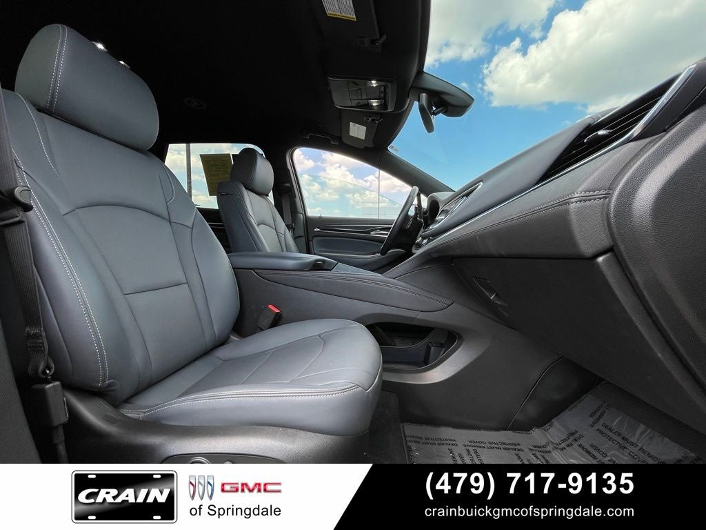 2024 Buick Enclave Essence