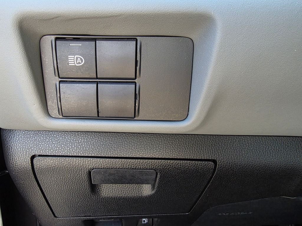 2021 Toyota Highlander L