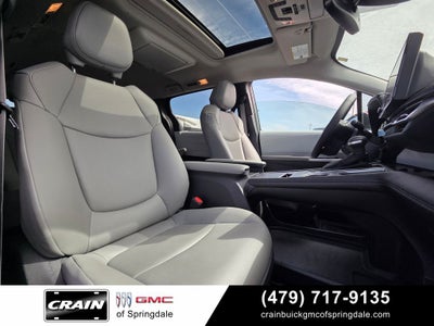 2025 Toyota Sienna XLE 8 Passenger