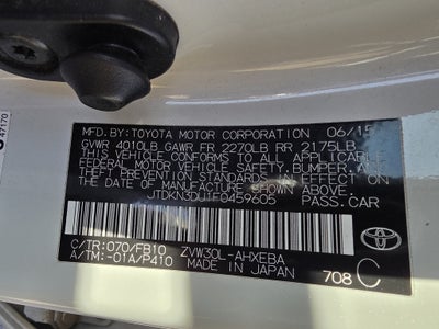 2015 Toyota Prius Three