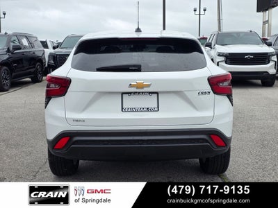 2025 Chevrolet Trax LS Conv / Heated Seats