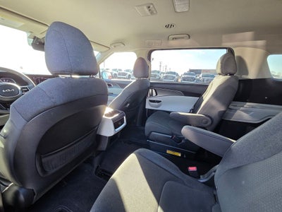 2022 Kia Carnival LXS