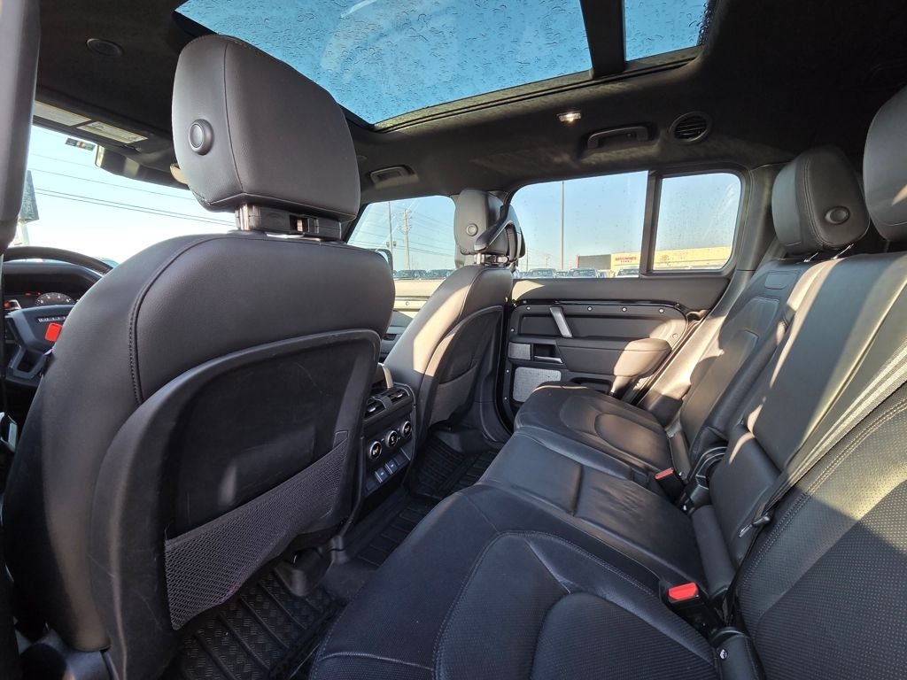 2024 Land Rover Defender 130 X-Dynamic SE