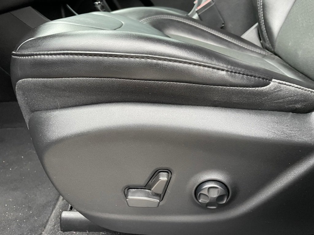 2021 Jeep Cherokee Altitude