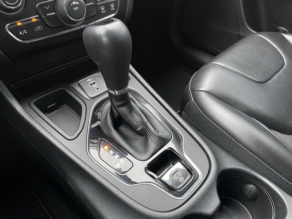 2021 Jeep Cherokee Altitude