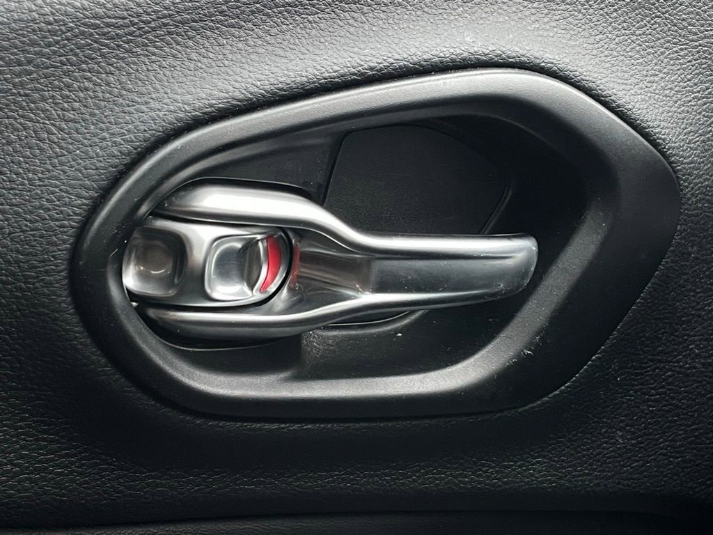 2020 Jeep Cherokee Altitude