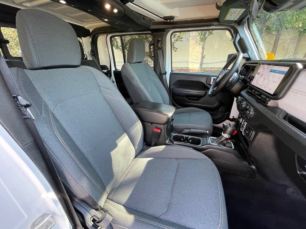 2025 Jeep Gladiator Sport S