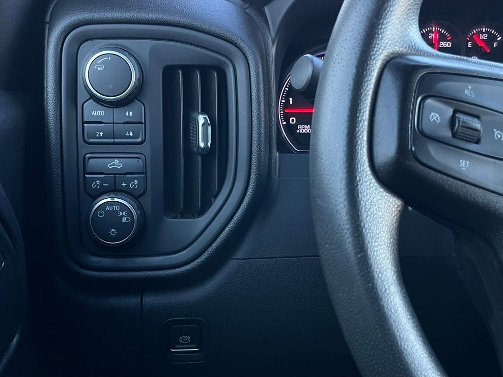 2021 Chevrolet Silverado 1500 Custom Trail Boss