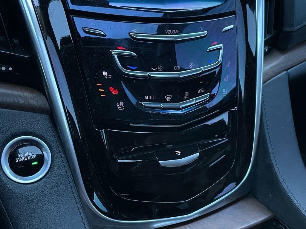 2020 Cadillac Escalade ESV Luxury