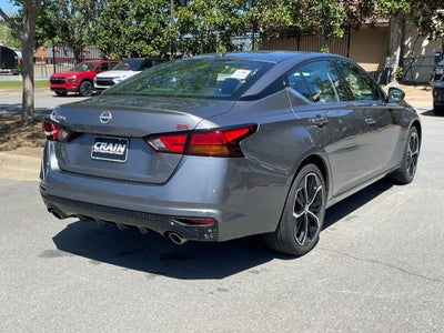 2025 Nissan Altima SR