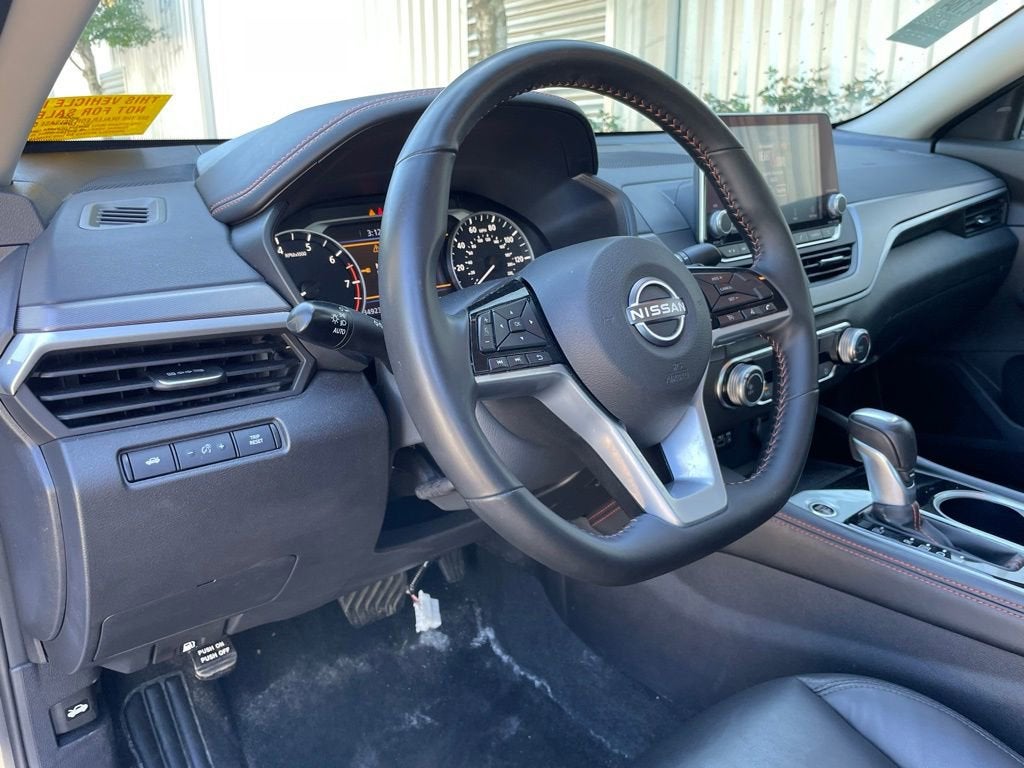 2025 Nissan Altima SR