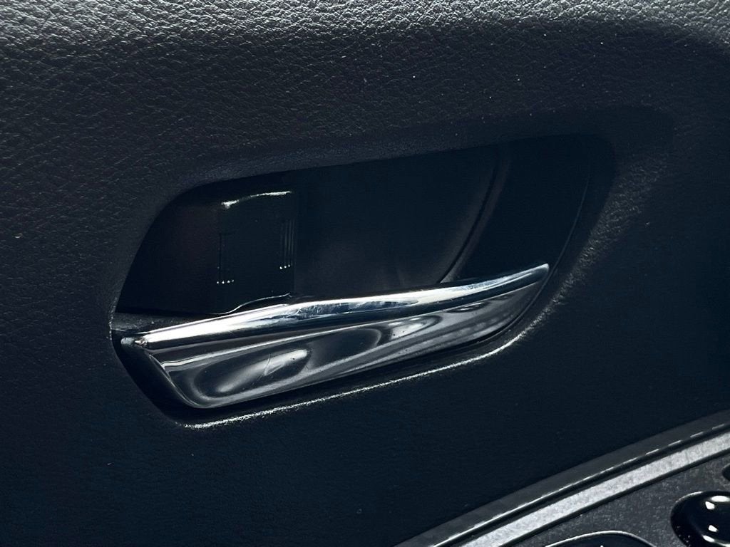 2022 Nissan Versa SV