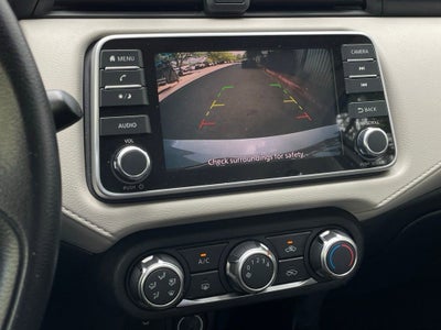 2022 Nissan Versa SV