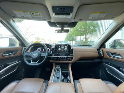 2024 Nissan Pathfinder Platinum