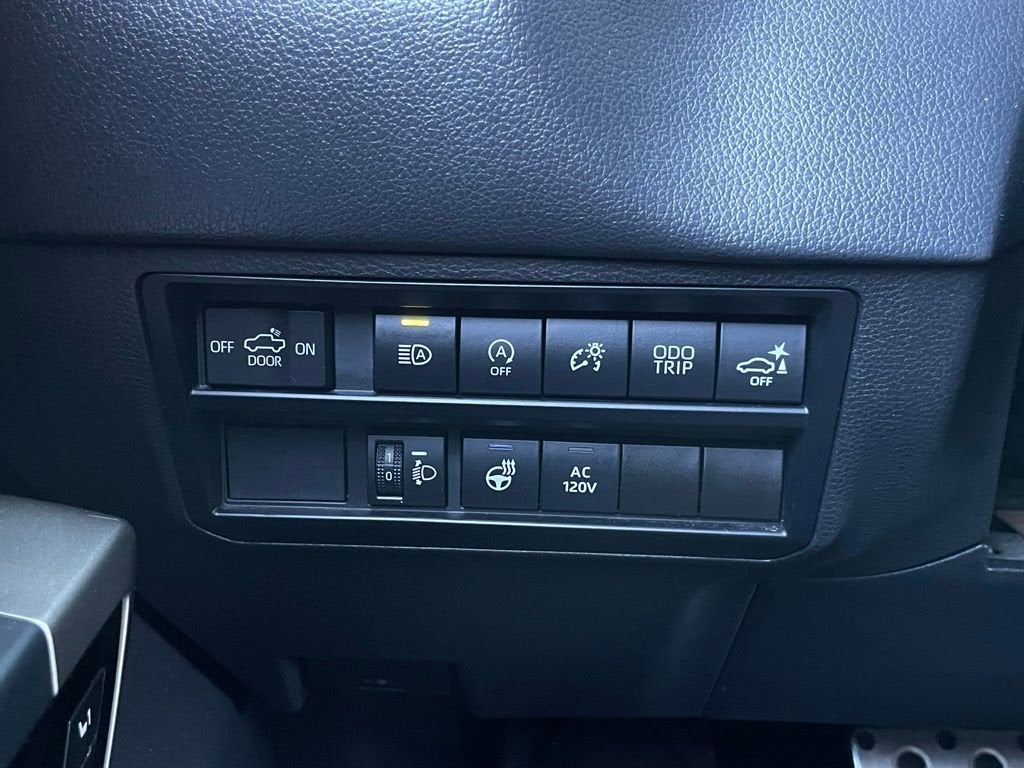 2022 Toyota Tundra 4WD Limited