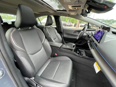 2025 Toyota Prius LE