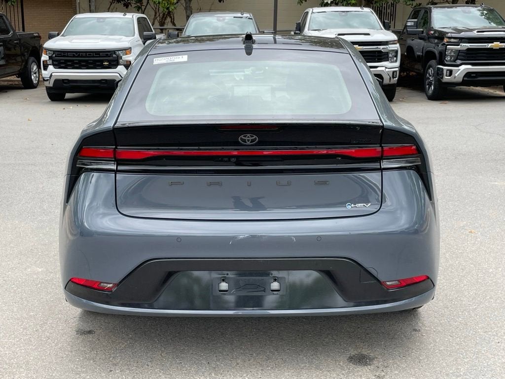 2025 Toyota Prius LE