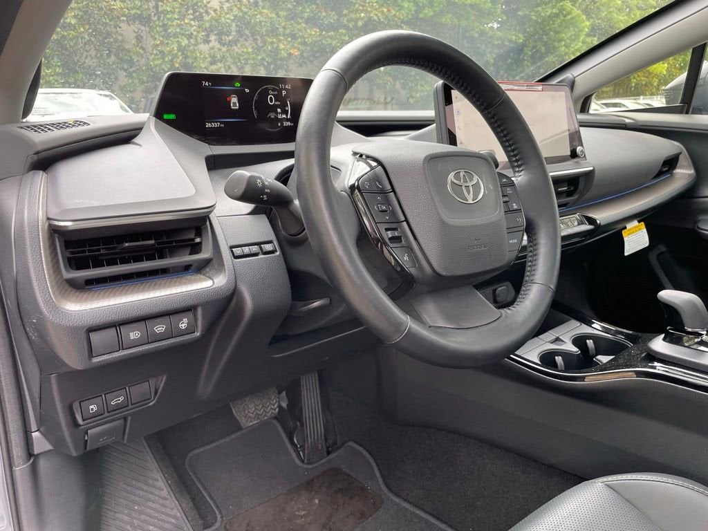 2025 Toyota Prius LE