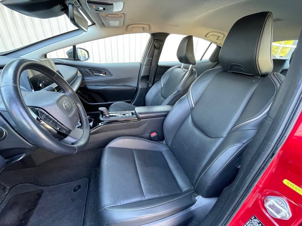 2025 Toyota Prius LE