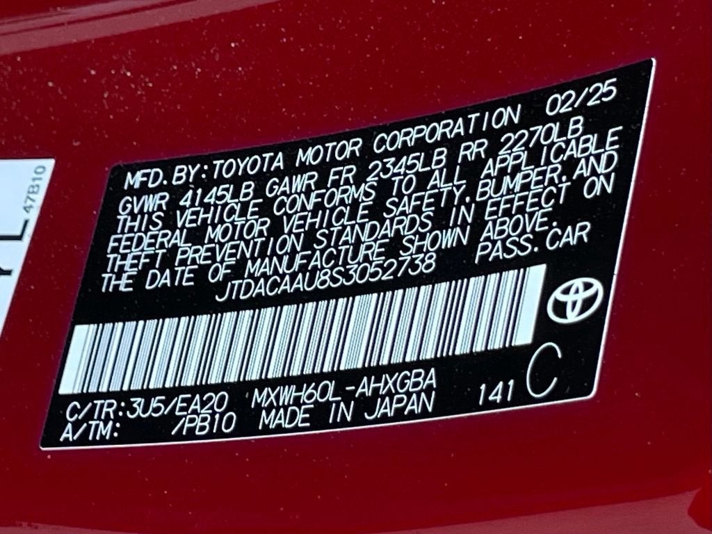 2025 Toyota Prius LE