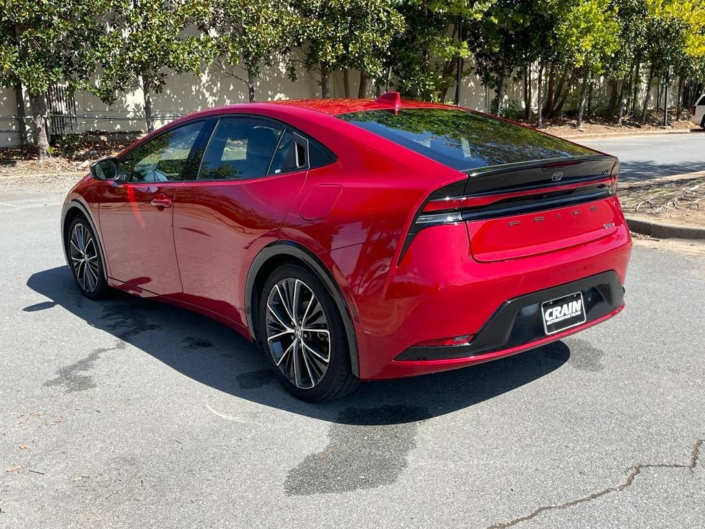 2025 Toyota Prius LE
