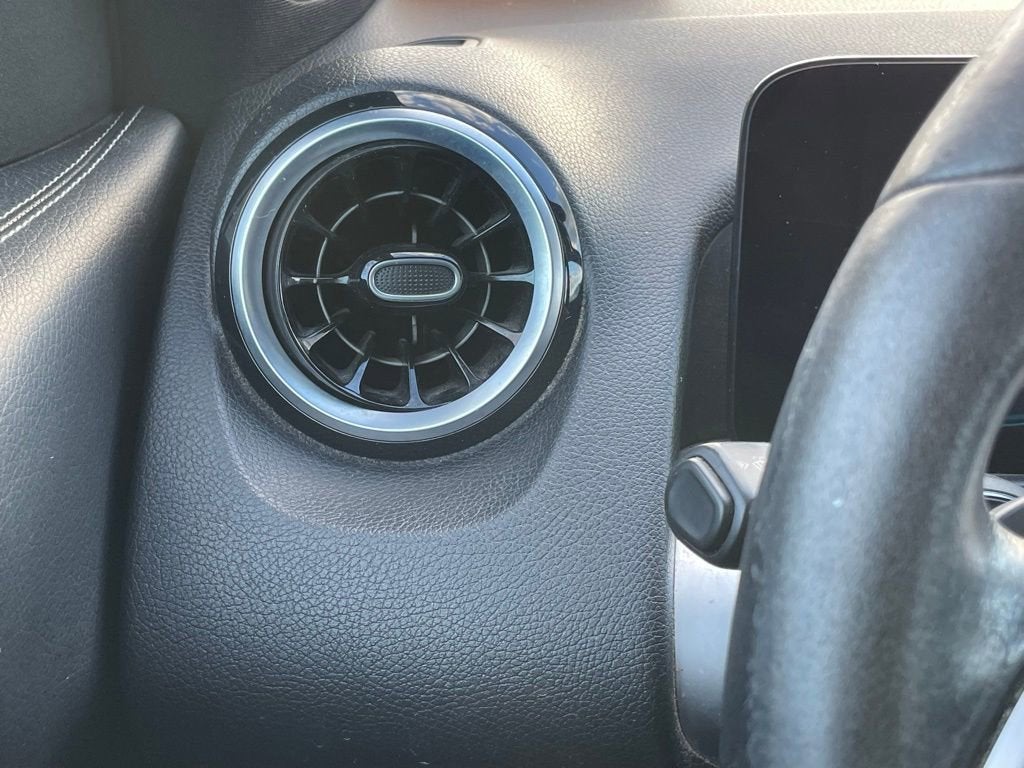 2022 Mercedes-Benz GLB GLB 250