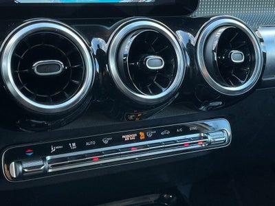 2022 Mercedes-Benz GLB GLB 250