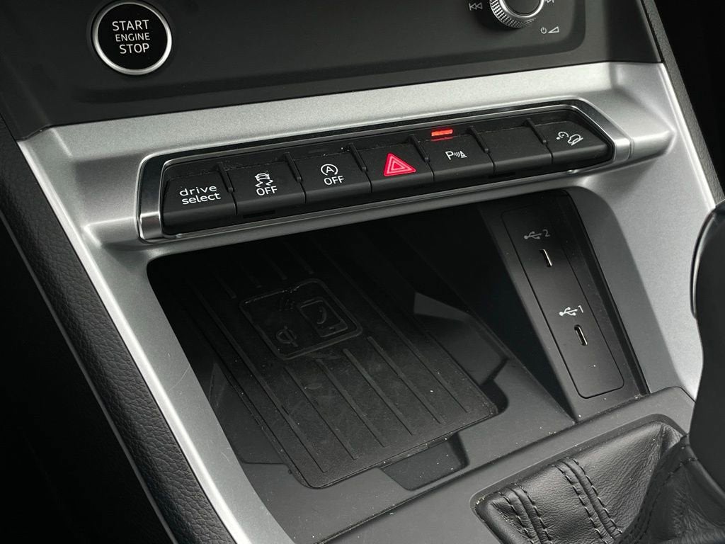 2024 Audi Q3 S line Premium