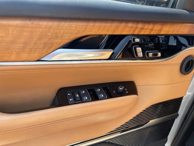 2022 Jeep Grand Wagoneer Series III