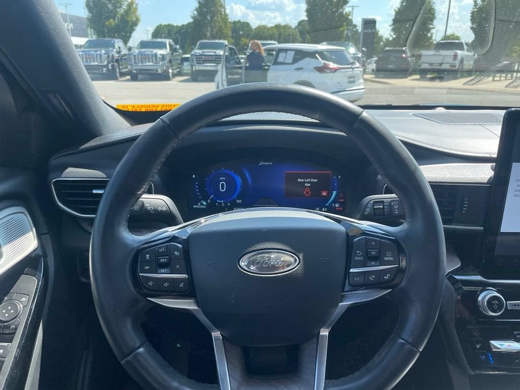 2022 Ford Explorer Platinum