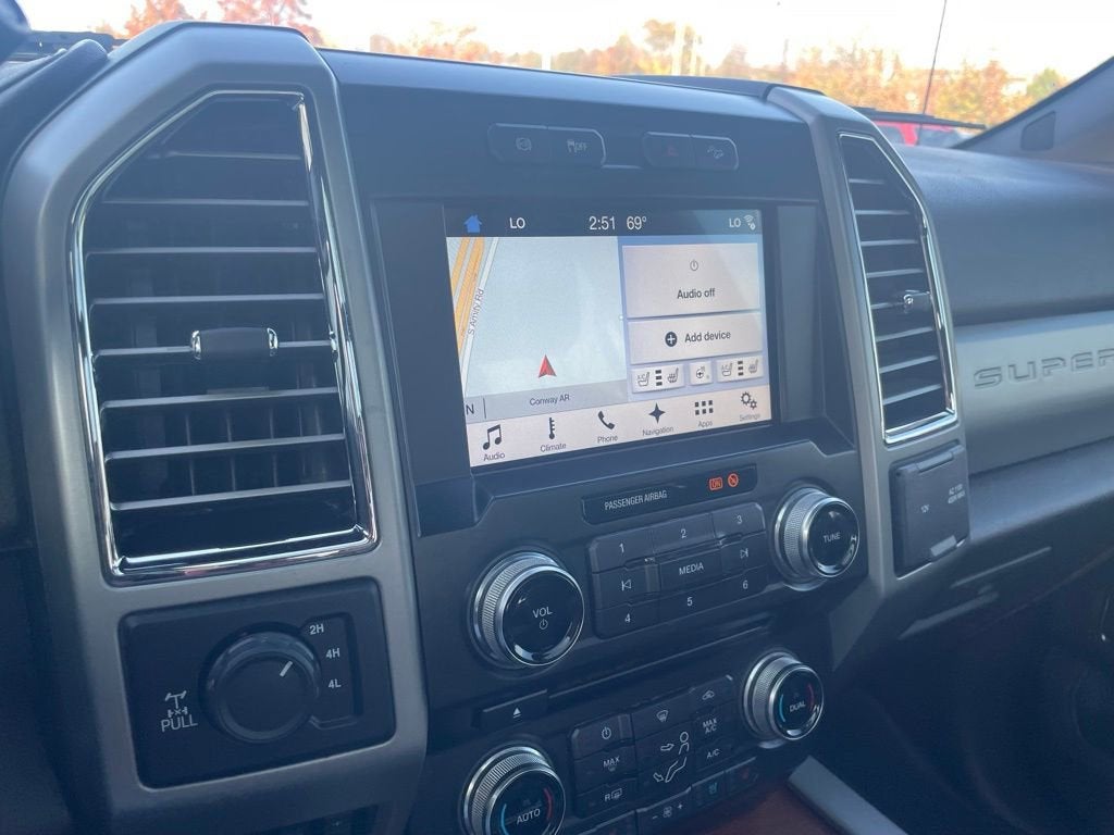 2017 Ford Super Duty F-250 SRW Lariat